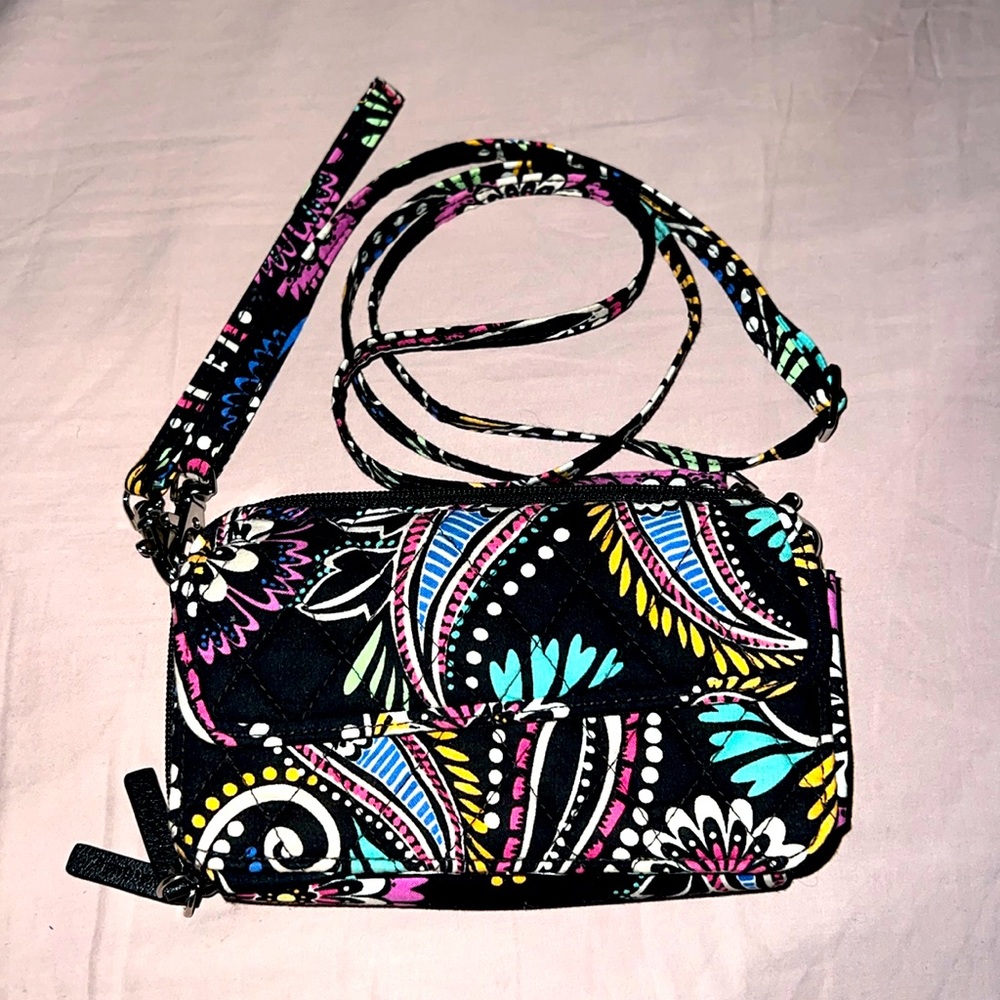 NWOT Vera Bradley All In One Wallet Bandana Swirl Paisley Small Crossbody Bag